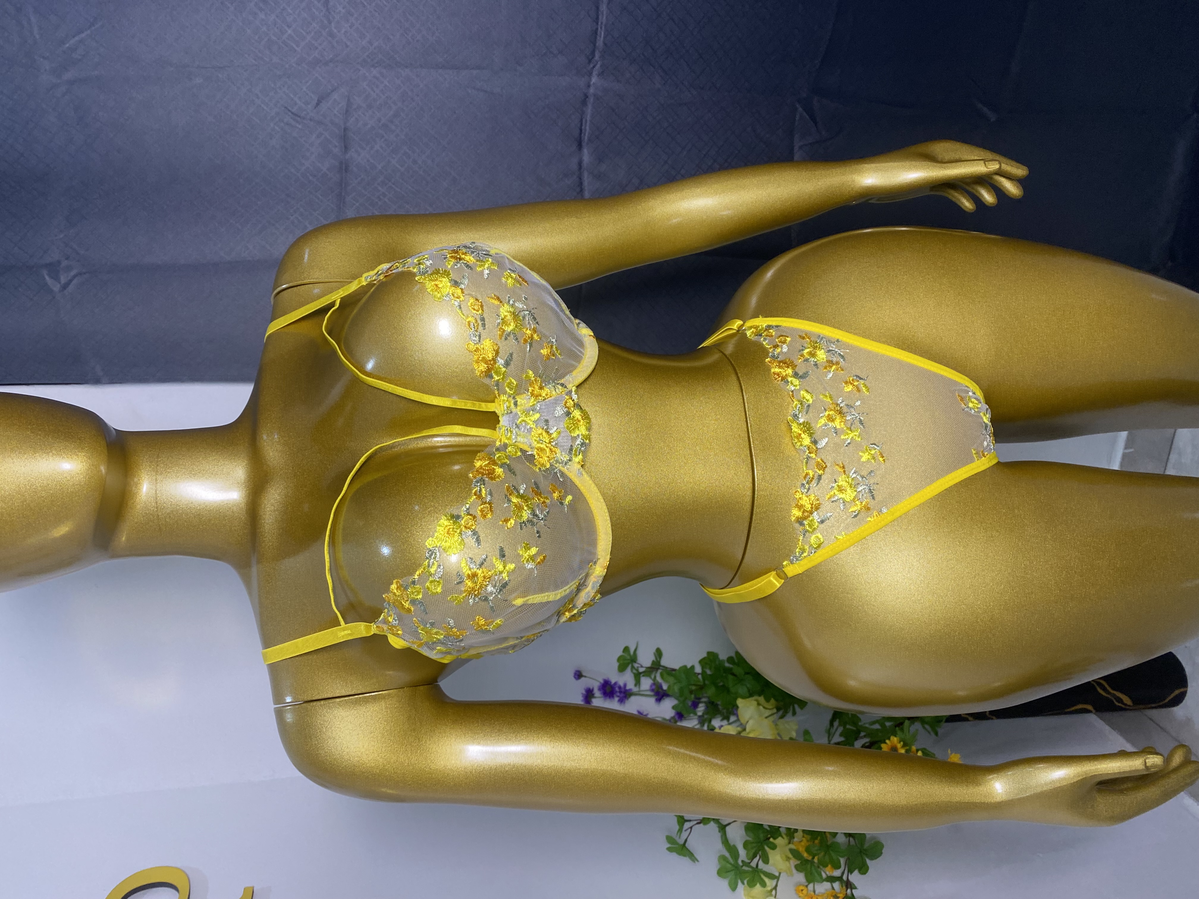 Sun-kissed Yellow gallery image