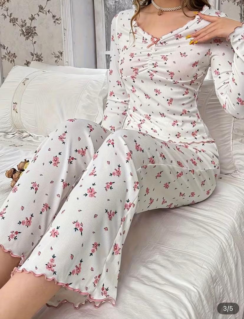 Floral Pajama Print Set gallery image
