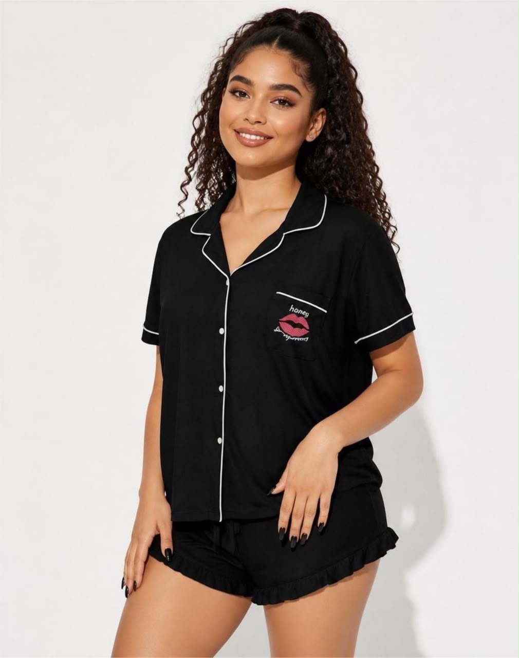 Cozy Kiss Pajama Set gallery image